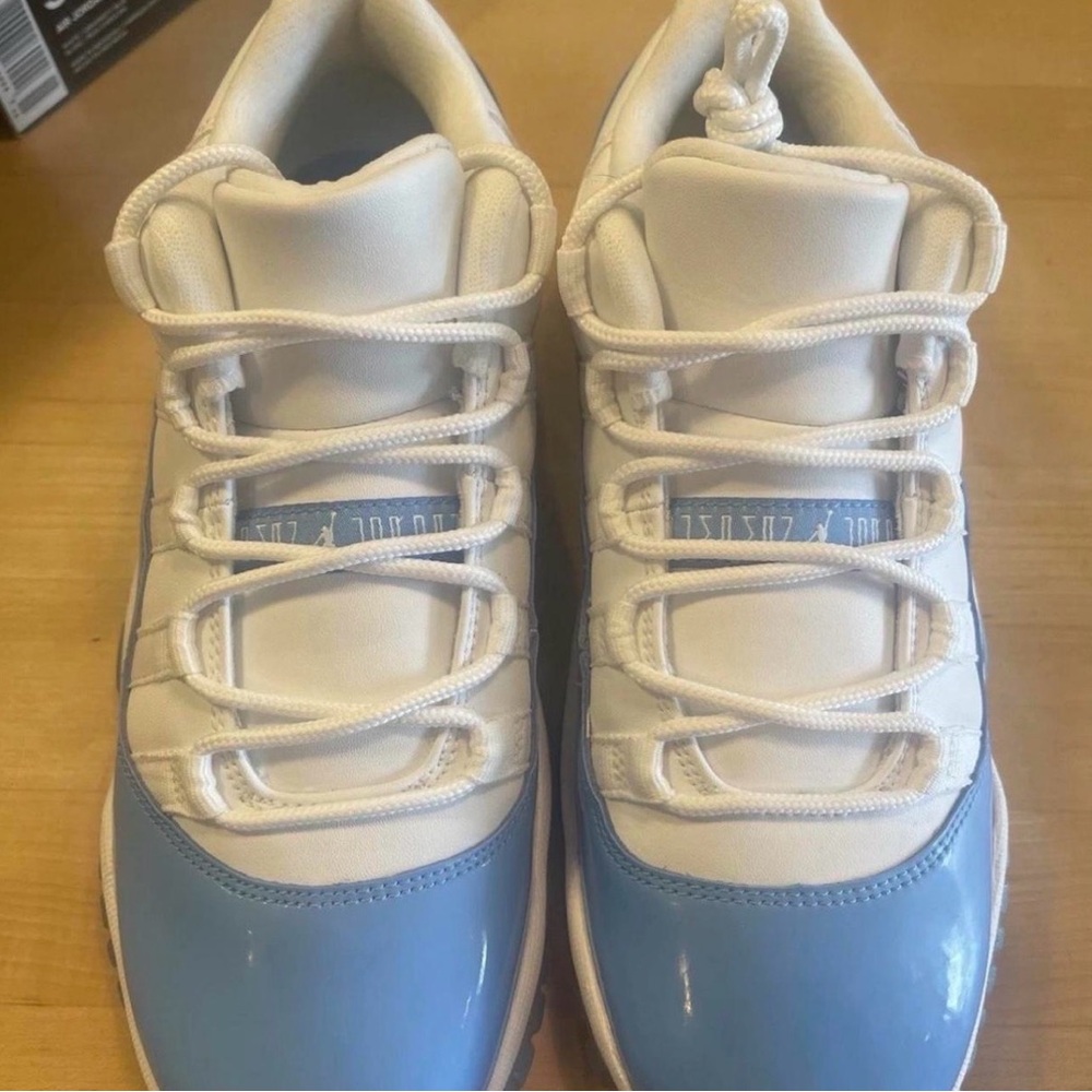 Kids Jordan 11 UNC